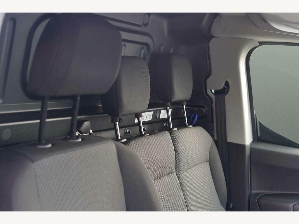 Peugeot Partner 1.5 Bluehdi 100 Professional Van White #31