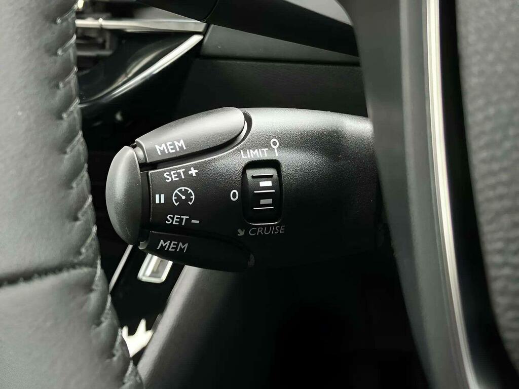Peugeot 2008 1.2 Gt E-dsc6 Euro 6 Ss  #17