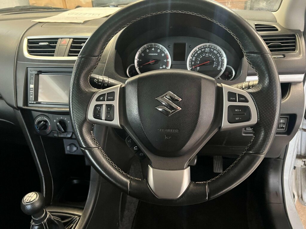 Suzuki Swift 1.0 Boosterjet Sz-t Red #15