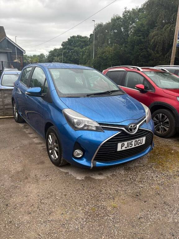 Toyota Yaris 1.33 Vvt-i Icon Cvt - 2015 15 Blue