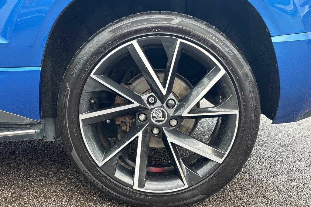 Skoda Karoq 2.0 Tsi 190 Sport Line 4X4 Dsg Blue #5