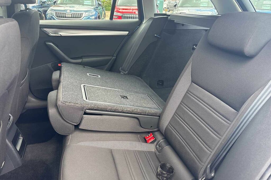 Skoda Octavia Estate Beige #36