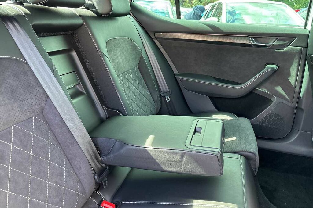 Skoda Superb Se Technology Silver #46