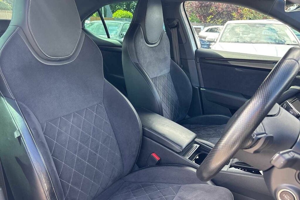 Skoda Superb Se Technology Silver #28