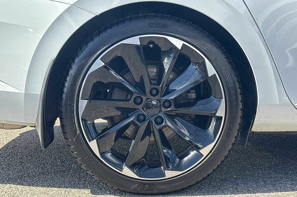 Skoda Superb 2.0 Tsi 190 Sport Line Plus Dsg White #5