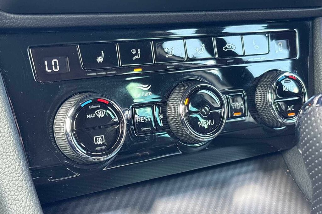 Skoda Superb Se Technology Silver #38