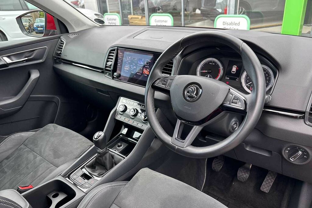 Skoda Karoq 1.5 Tsi Se L Red #6