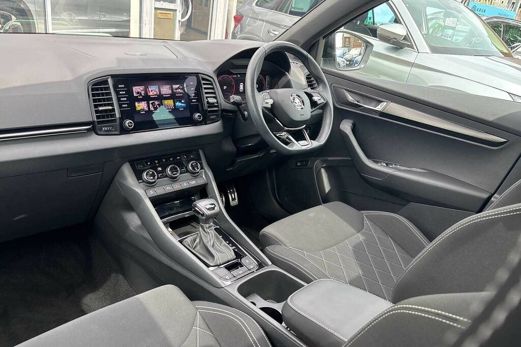 Skoda Karoq 1.5 Tsi Sportline Dsg Silver #2