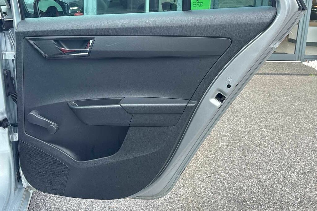 Skoda Fabia Hatchback Grey #41