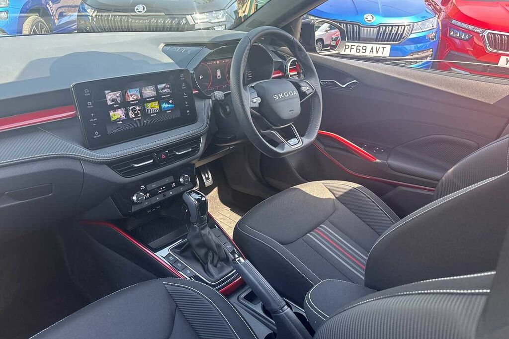 Skoda Fabia 1.0 Tsi 116 Monte Carlo Edition Dsg Black #2