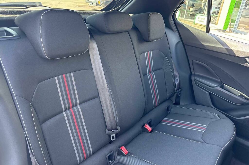 Skoda Fabia 1.0 Tsi 116 Design Edition Dsg Grey #47