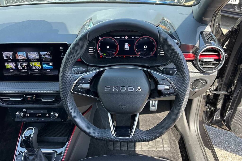 Skoda Fabia 1.0 Tsi 116 Design Edition Dsg Grey #14