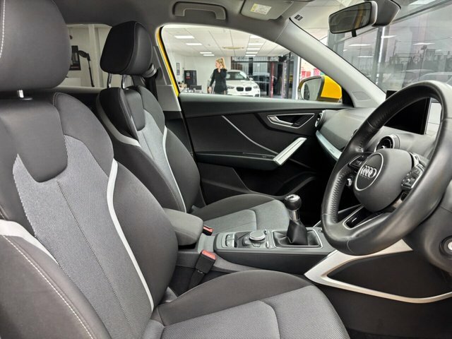 Audi Q2 Tfsi 30 Sport Suv SD19UMG Yellow #3