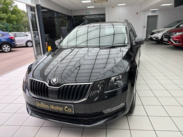 Skoda Octavia Tdi Se Estate Black #5