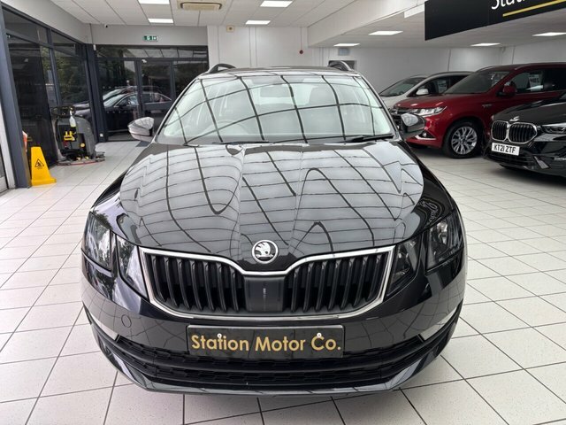 Skoda Octavia Tdi Se Estate Black #4