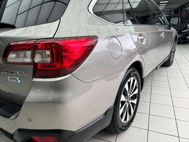 Subaru Outback 2.0 D Se Premium 150 Bhp Grey #17
