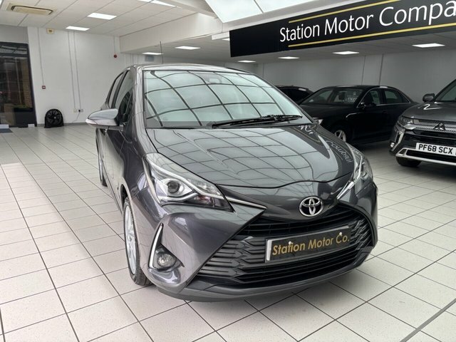 Toyota Yaris Vvt-i Y20 Bi-tone Hatchback Grey #3
