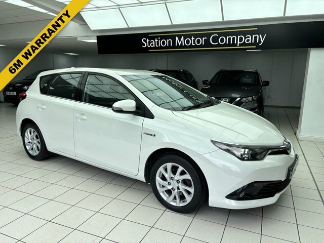 Toyota Auris Vvt-h Business Edition Hatchback White