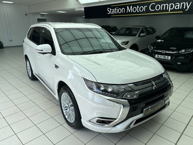 Mitsubishi Outlander 2.4 Phev 4H 207 Bhp White #23