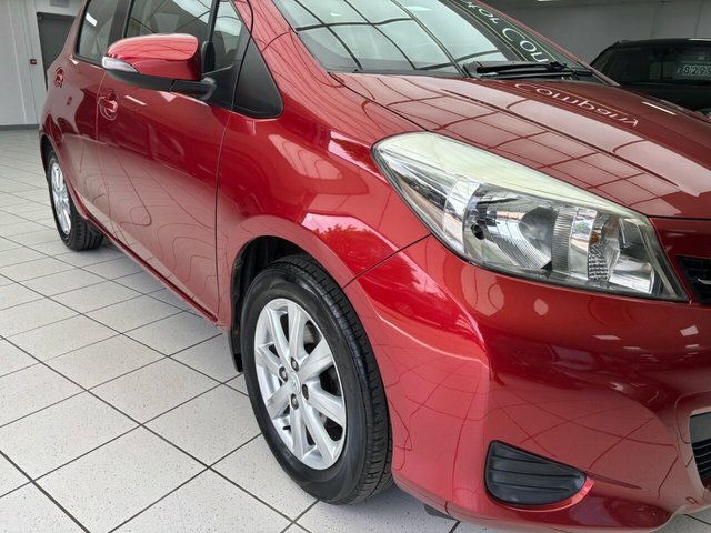 Toyota Yaris Hatchback Grey #14