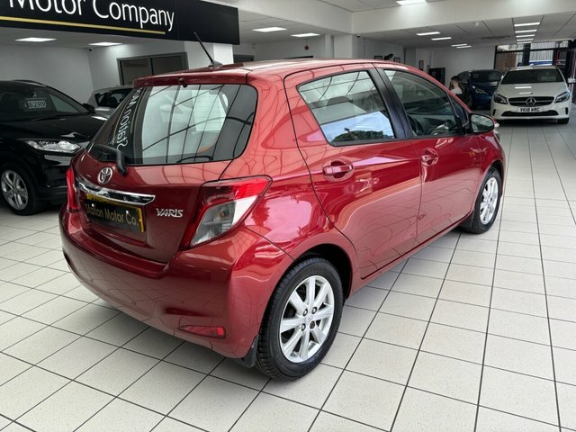 Toyota Yaris Hatchback Grey #23