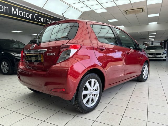 Toyota Yaris Hatchback Grey #16