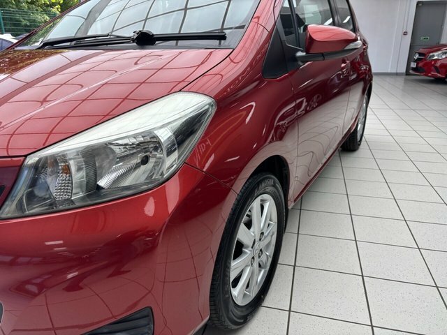 Toyota Yaris Hatchback Grey #12