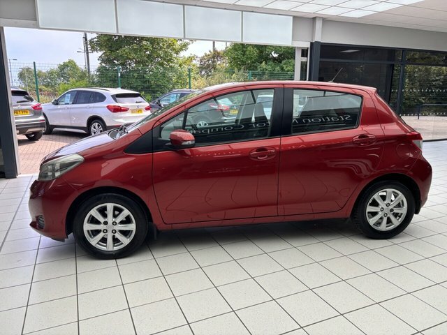 Toyota Yaris Hatchback Grey #7