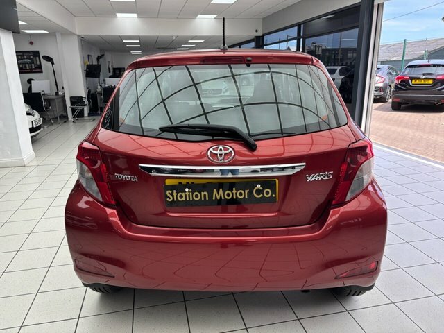 Toyota Yaris Hatchback Grey #11