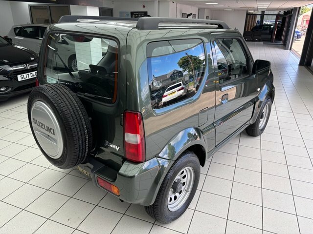 Suzuki Jimny 1.3 Sz4 85 Bhp Black #18