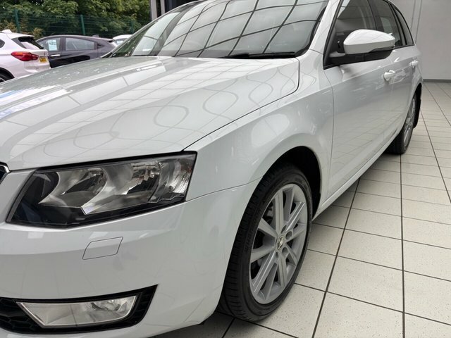 Skoda Octavia 1.4 Se Tsi 148 Bhp Black #12