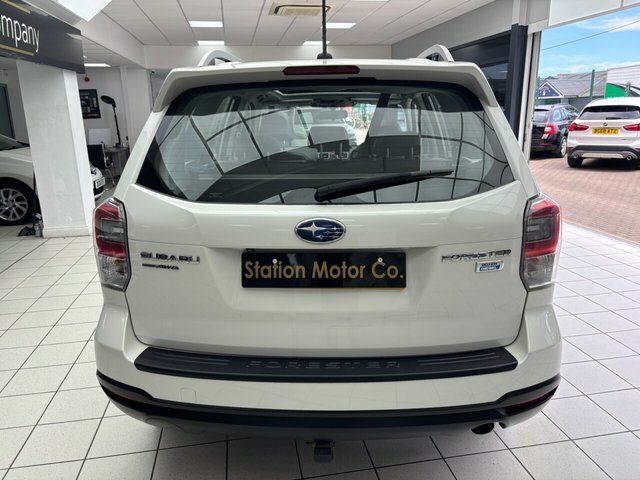 Subaru Forester 2.0 Xe Premium Lineartronic Gold #10