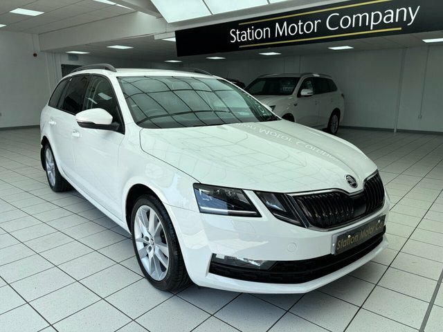 Skoda Octavia Tdi Se L Estate White #4