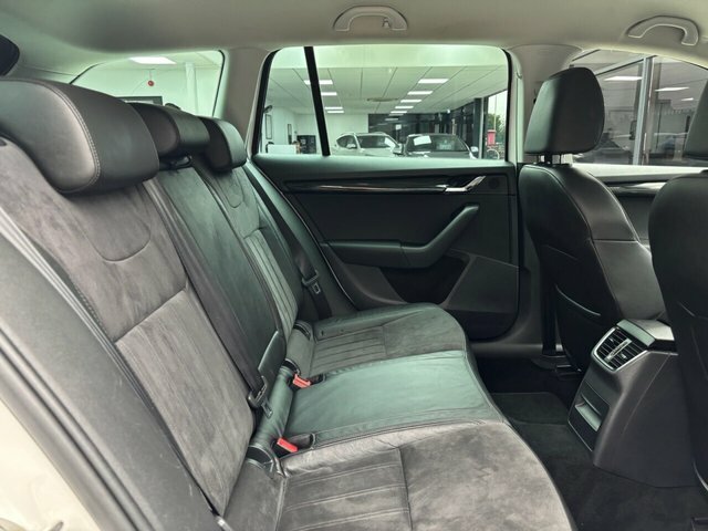 Skoda Octavia 2.0 Tsi Vrs Estate Black #40