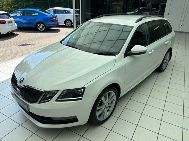 Skoda Octavia 2.0 Tsi Vrs Estate Black #26