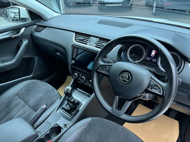 Skoda Octavia 2.0 Tsi Vrs Estate Black #35