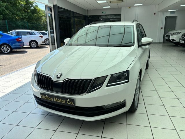 Skoda Octavia 2.0 Tsi Vrs Estate Black #7