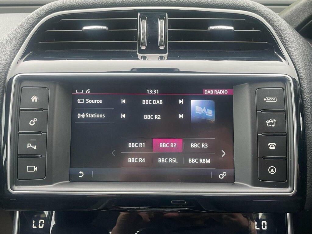 Jaguar XE Saloon 2.0 Gtdi Prestige 2016 Black #33