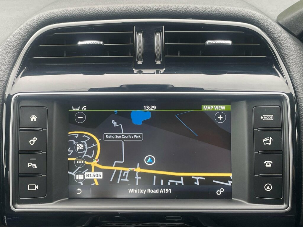 Jaguar XE Saloon 2.0 Gtdi Prestige 2016 Black #31