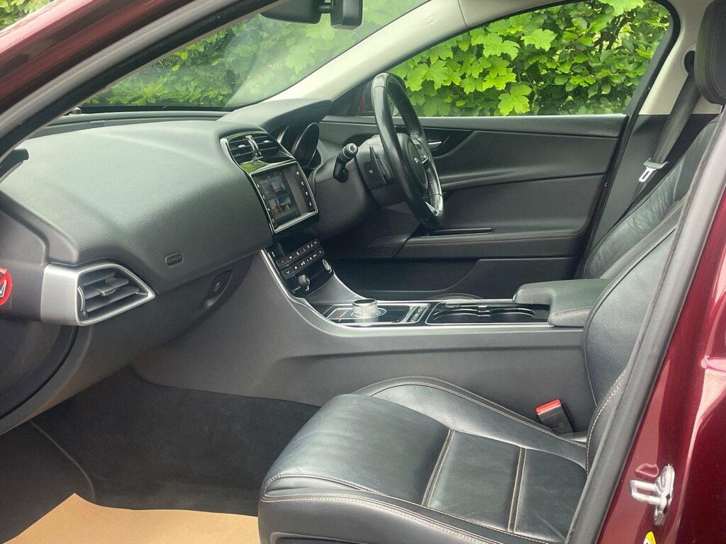 Jaguar XE Saloon 2.0 Gtdi Prestige 2016 Black #15