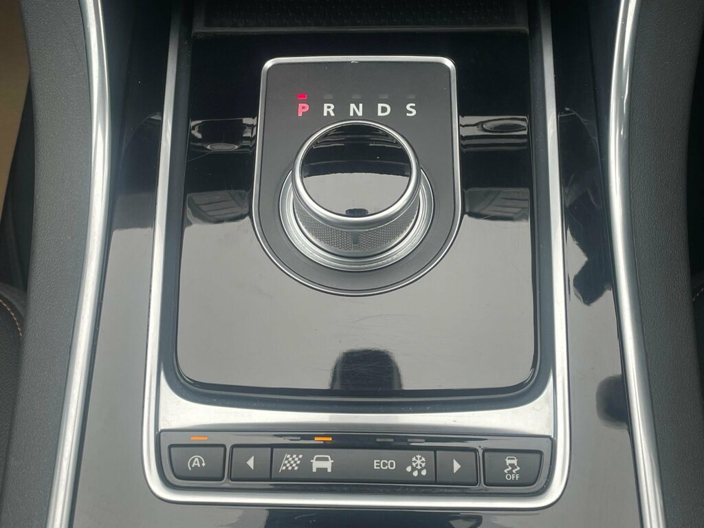 Jaguar XE Saloon 2.0 Gtdi Prestige 2016 Black #29