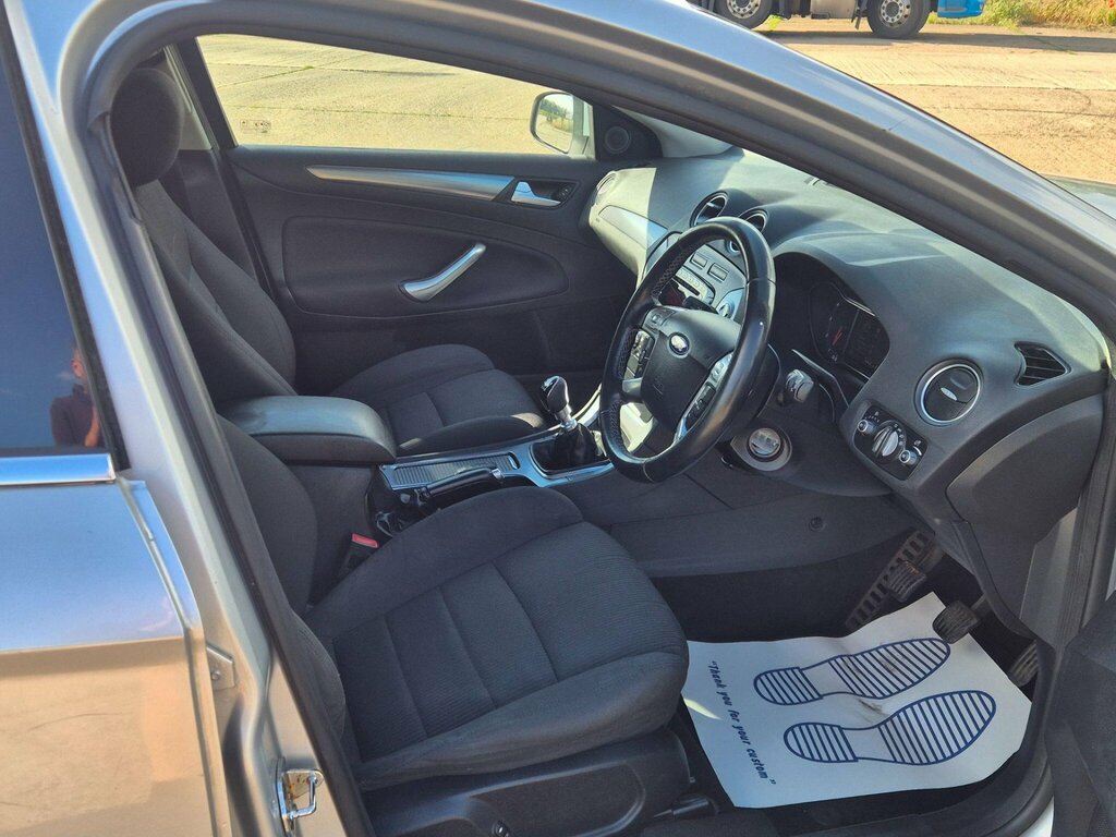 Ford Mondeo 2.0 Tdci Titanium Euro 5 Silver #5