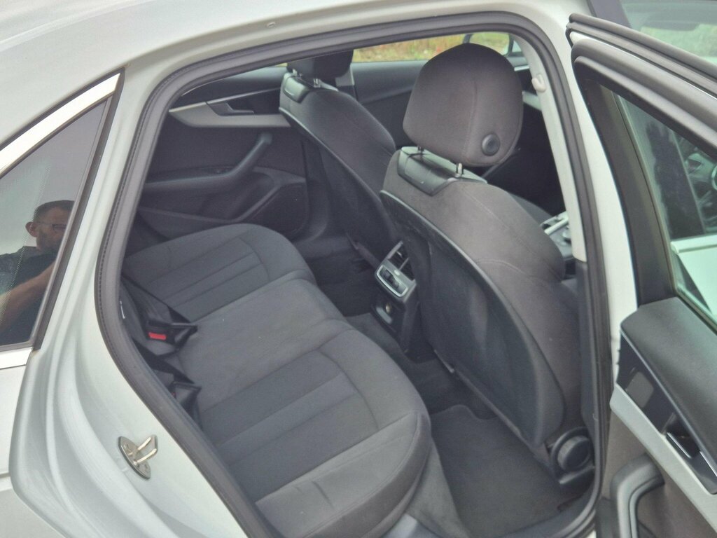 Audi A4 2.0 Tdi Ultra Sport Euro 6 Ss V5VKX White #6