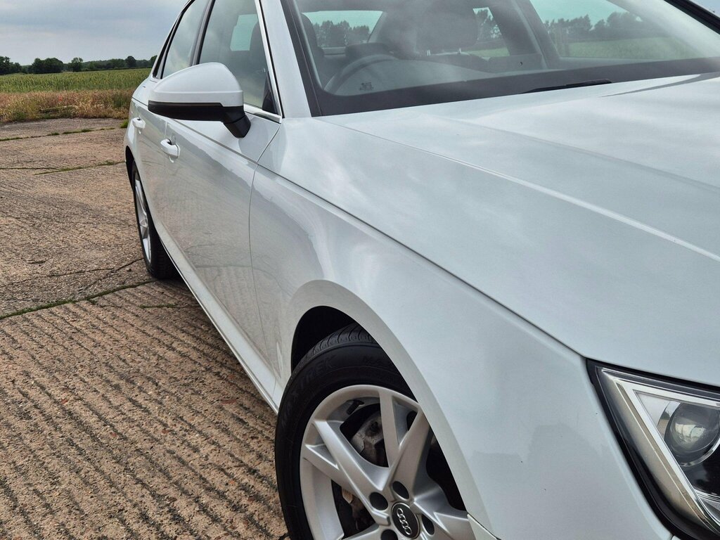 Audi A4 2.0 Tdi Ultra Sport Euro 6 Ss V5VKX White #4