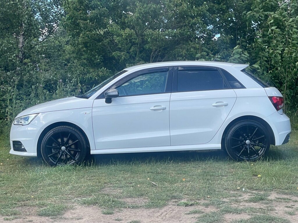 Audi A1 1.6 Tdi S Line Sportback Euro 6 Ss White #5
