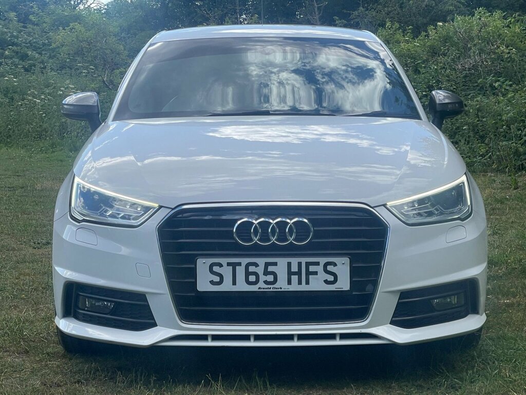 Audi A1 1.6 Tdi S Line Sportback Euro 6 Ss White #2