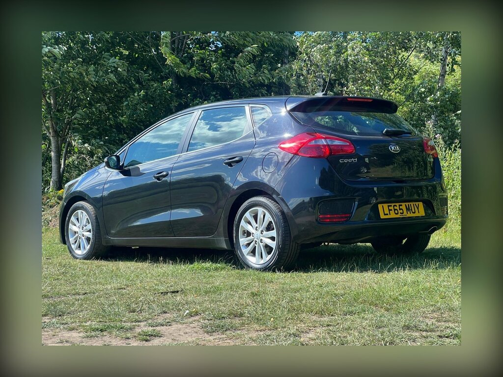 Kia Ceed 1.6 Crdi 2 Euro 6 Ss Black #5