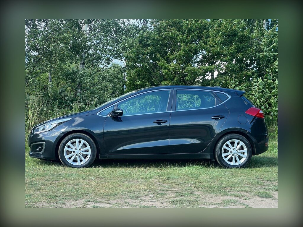 Kia Ceed 1.6 Crdi 2 Euro 6 Ss Black #4