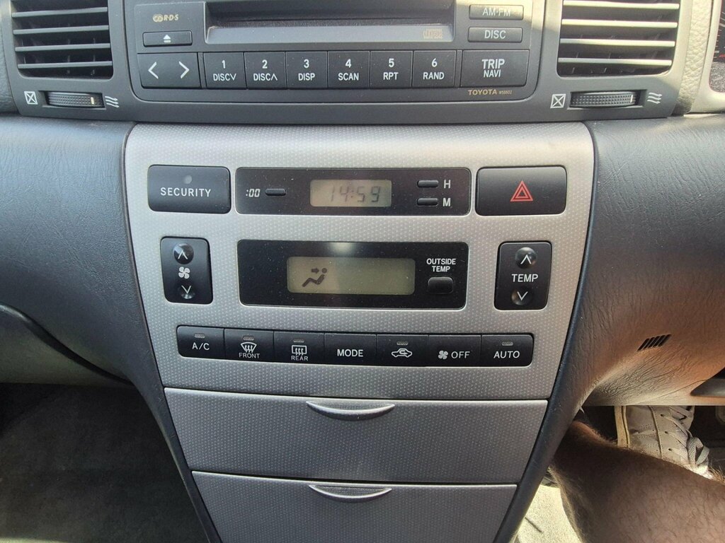 Toyota Corolla 1.6 Vvt-i T3 Silver #27