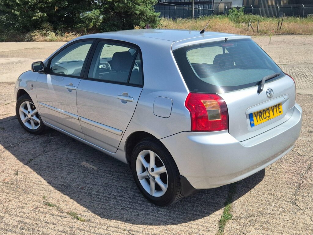 Toyota Corolla 1.6 Vvt-i T3 Silver #24